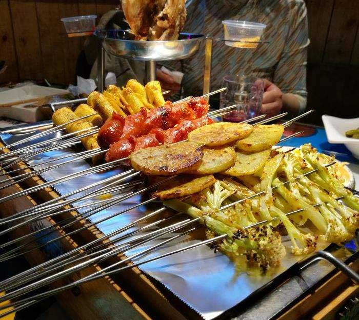 盈江音乐烧烤吧